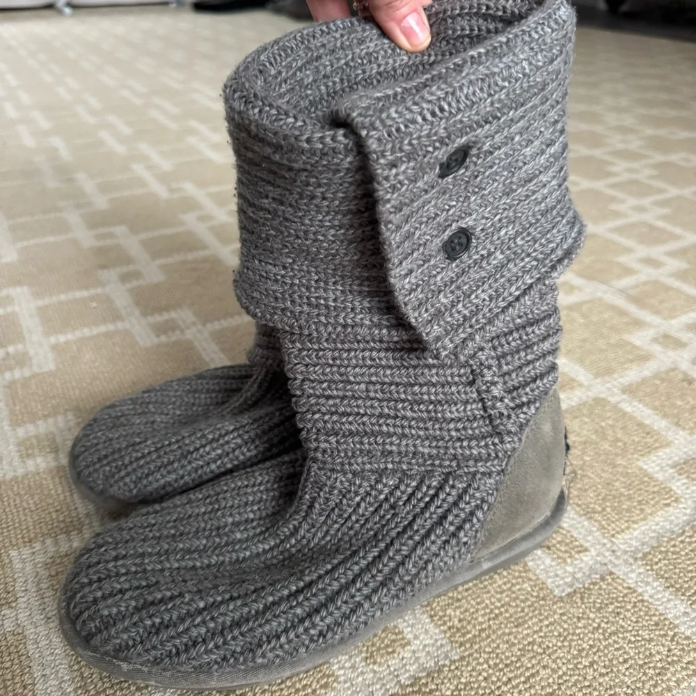UGG Classic Tall Cardy Knit Sweater Boots Gray Cozy Winter Boho Boot Size 7